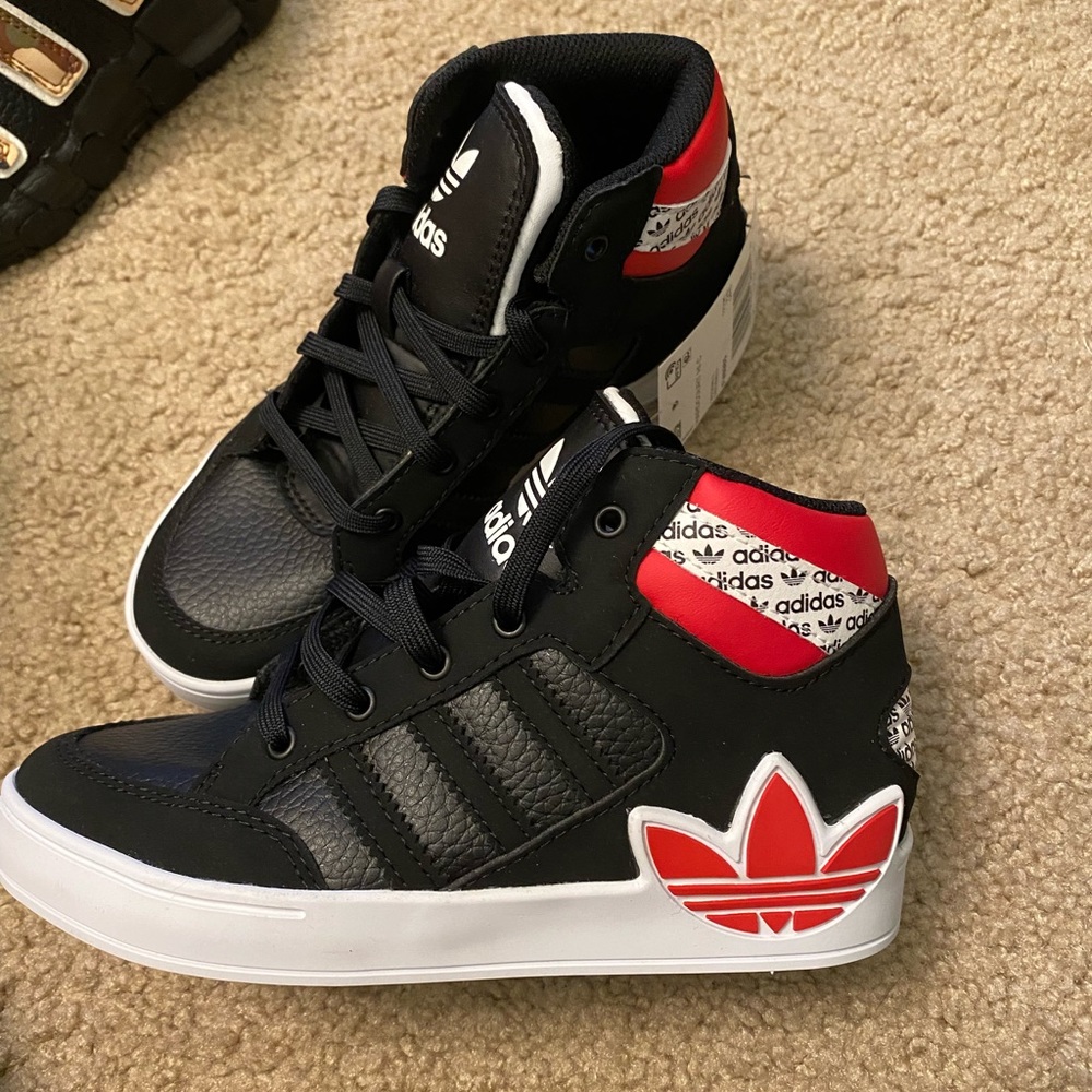 Kids Adidas Sneakers Sz 13 NEW